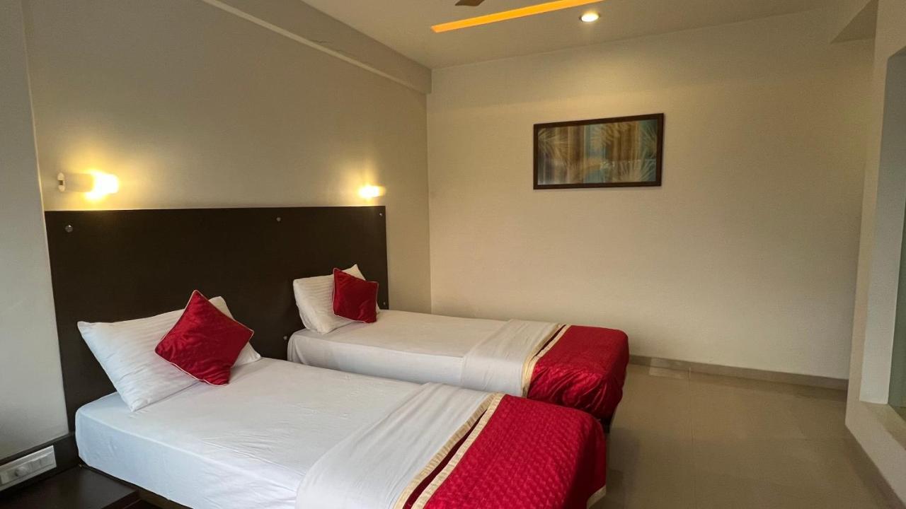 Resort Silver Hills Лонавала Экстерьер фото
