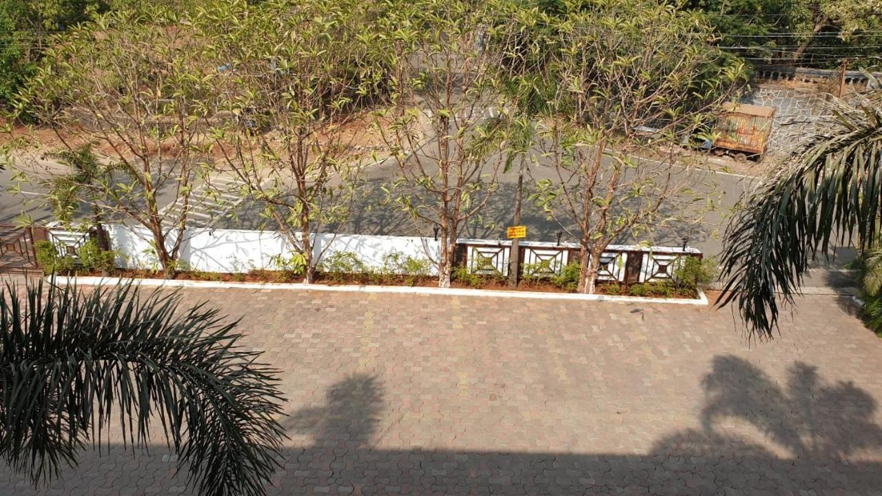 Resort Silver Hills Лонавала Экстерьер фото