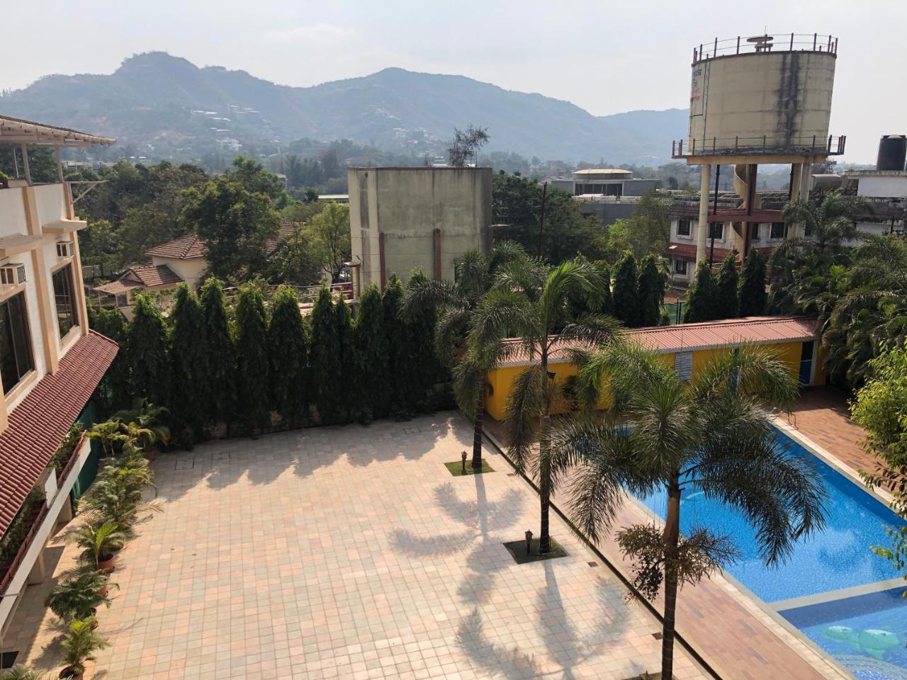Resort Silver Hills Лонавала Экстерьер фото