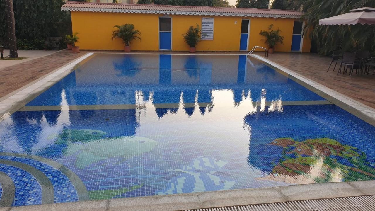 Resort Silver Hills Лонавала Экстерьер фото